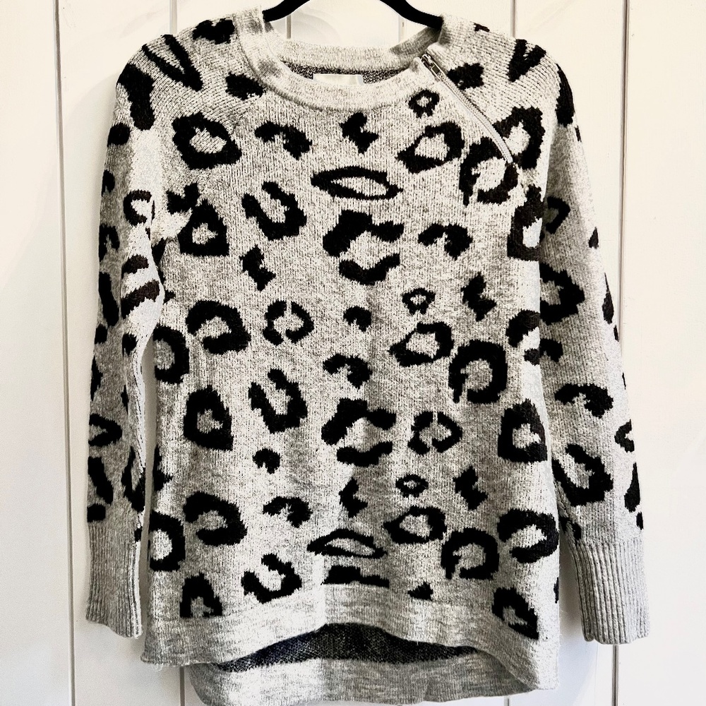 Abercrombie & Fitch Sweater